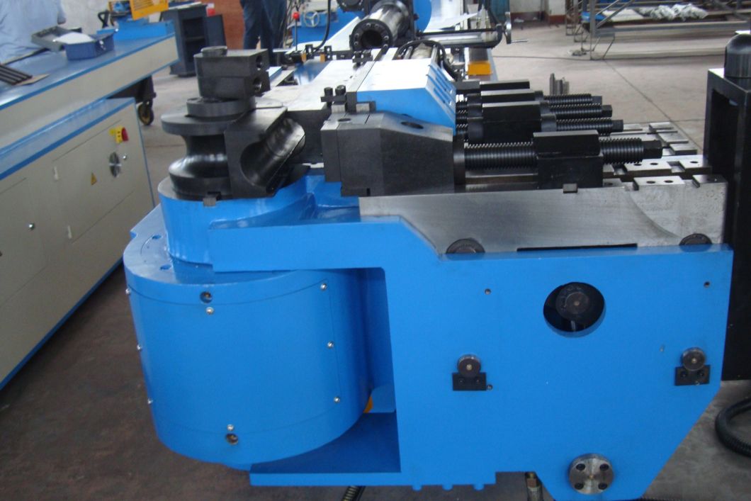 Machines &agrave; cintrer les tubes ronds CNC (GM-SB-76CNC)